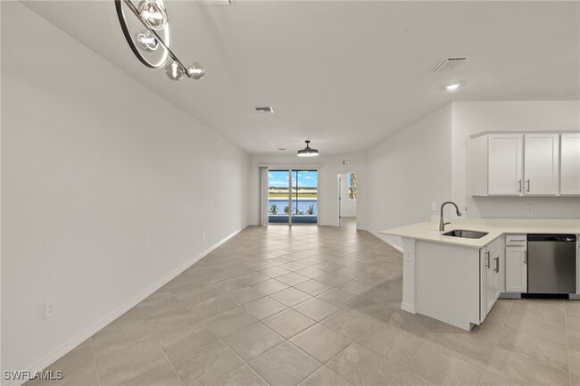 Building Photo - 44325 Topmast Ter