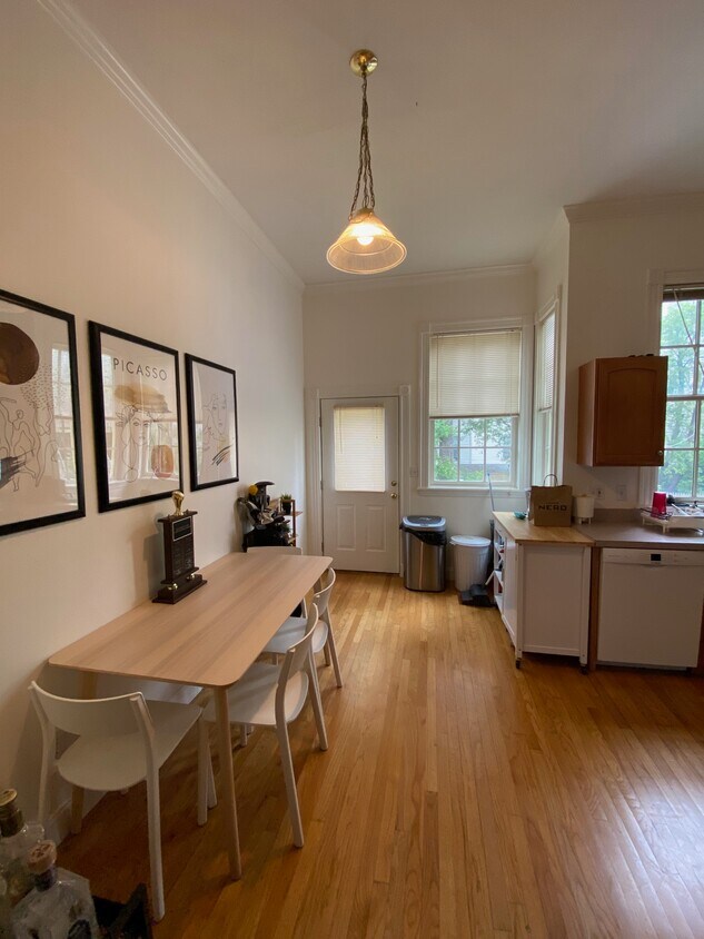 Foto principal - 82 6th St