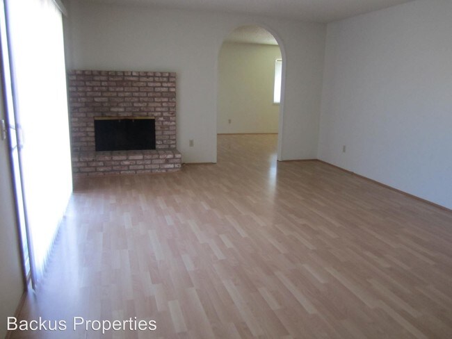 Building Photo - 3 br, 2 bath House - 1663 Granada St.