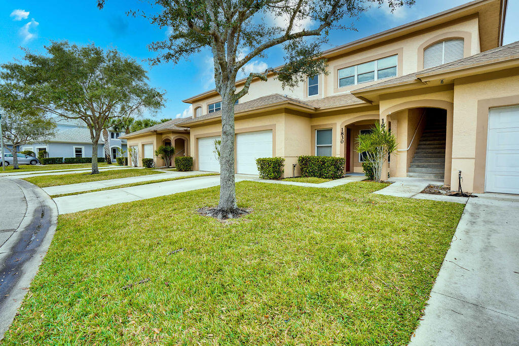 Foto principal - 1833 Sandhill Crane Dr