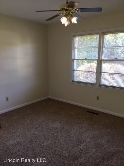 Foto del edificio - 3 br, 2 bath House - 2917 Thea Lane
