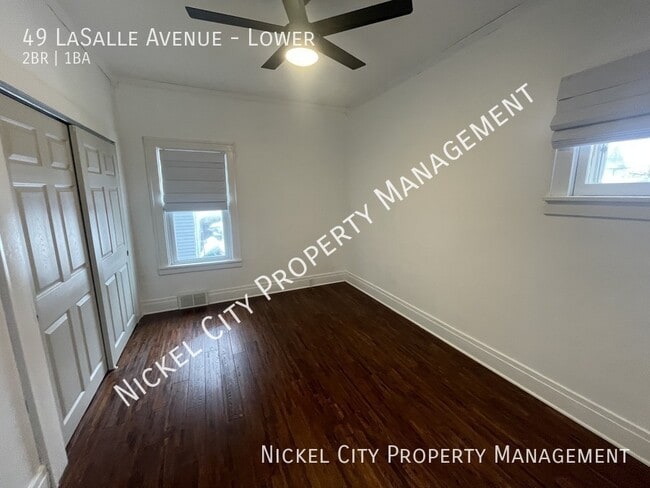 Foto del edificio - 49 Lasalle Ave