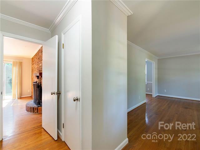 Foto del edificio - 4839 Fairheath Rd