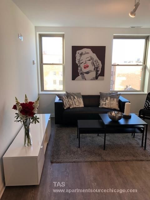 Foto del edificio - BRAND NEW Gut-rehab 1 Bedroom units.