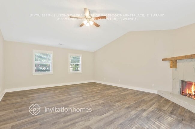 Foto del edificio - 4648 N Landing Dr