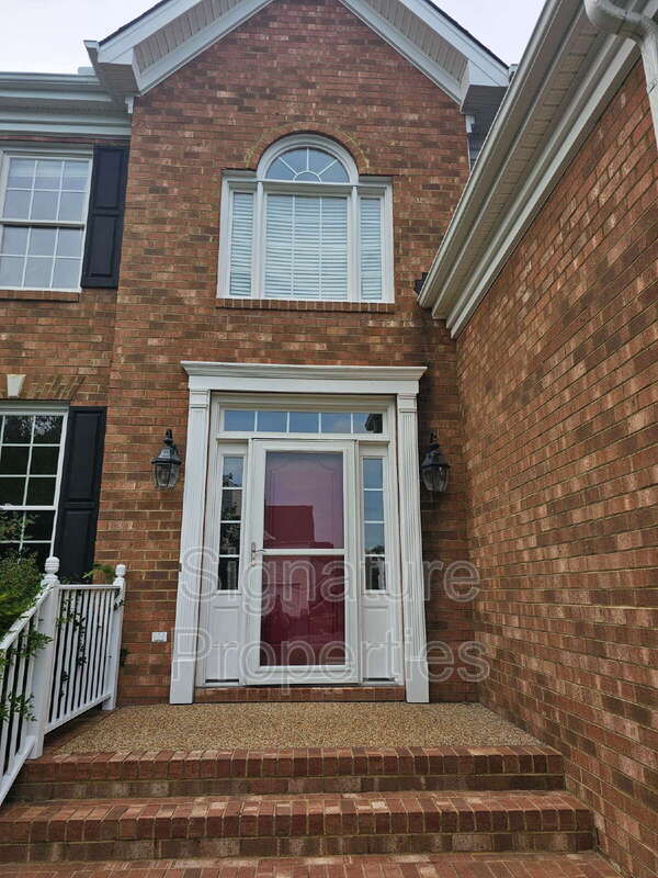 Foto del edificio - 5600 Barnsley Pl