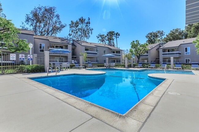 Building Photo - Peartree Apartments
