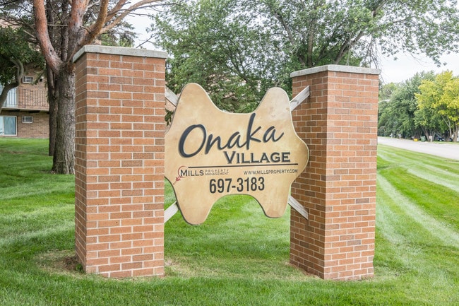 Sign - Onaka Village