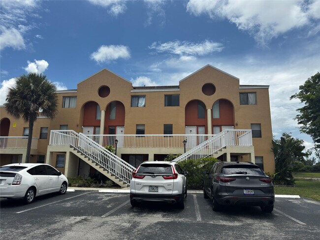 Foto del edificio - 5200 NW 31st Ave