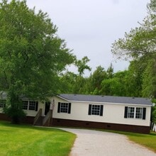 Building Photo - 8192 Bing Hill Rd