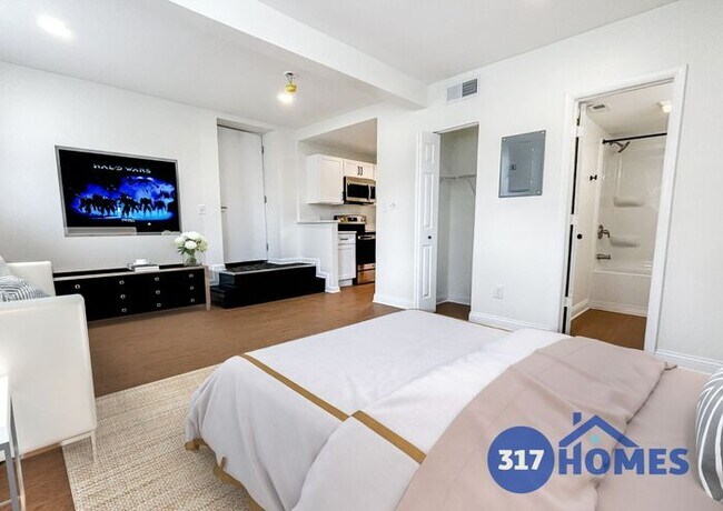 Foto del edificio - 3466 Carrollton Ave