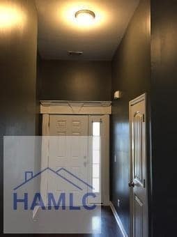 Building Photo - 203 Cumberland Dr NE