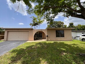 Building Photo - 8637 Windsor Dr