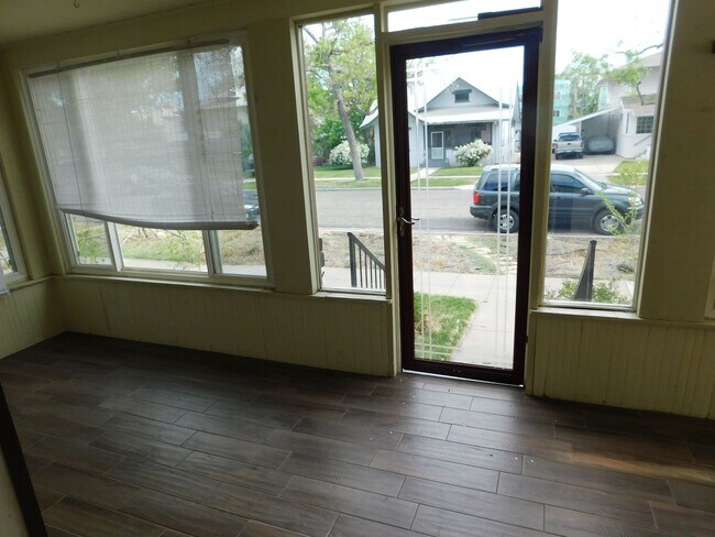 Foto del edificio - LARGE 3 bed 2 bath home in downtown GJ!!!!