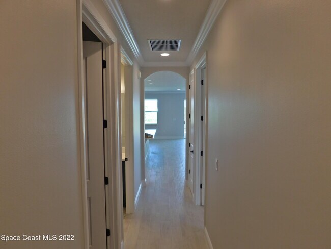 Building Photo - 2778 Addison Dr