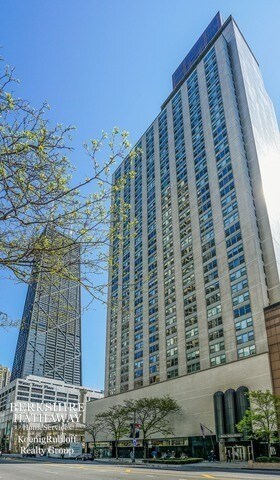 Primary Photo - 777 N Michigan Ave