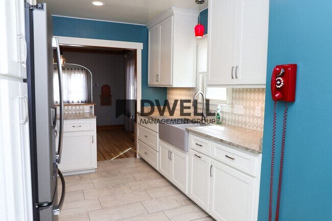 Foto del edificio - 317 11th Ave SE