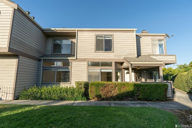 Building Photo - 25595 Compton Ct