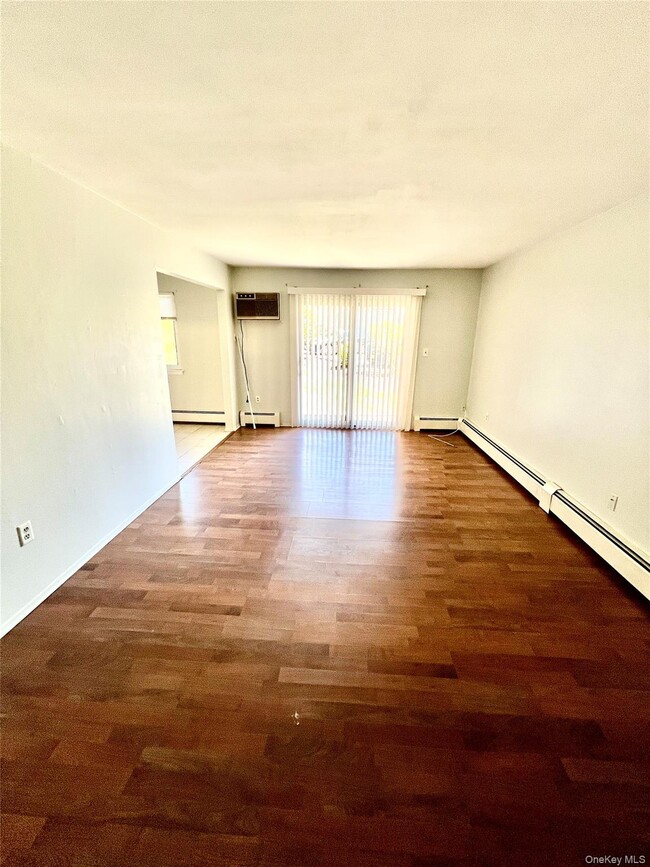 Foto del edificio - 1 Heritage Dr
