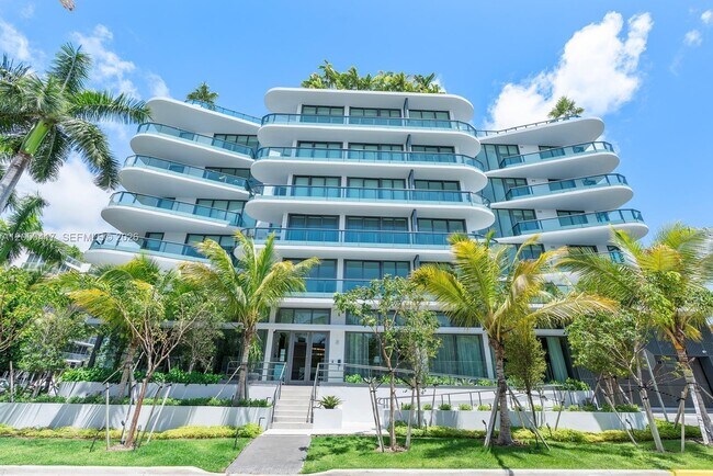 Foto del edificio - 9901 W Bay Harbor Dr
