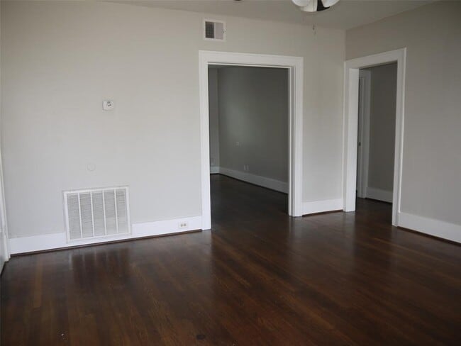 Building Photo - 5017 Polk St