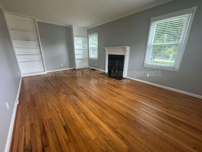 Foto del edificio - 3288 Regalwoods Dr