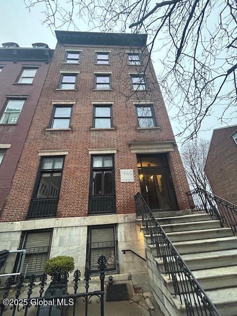 Building Photo - 87 Columbia St