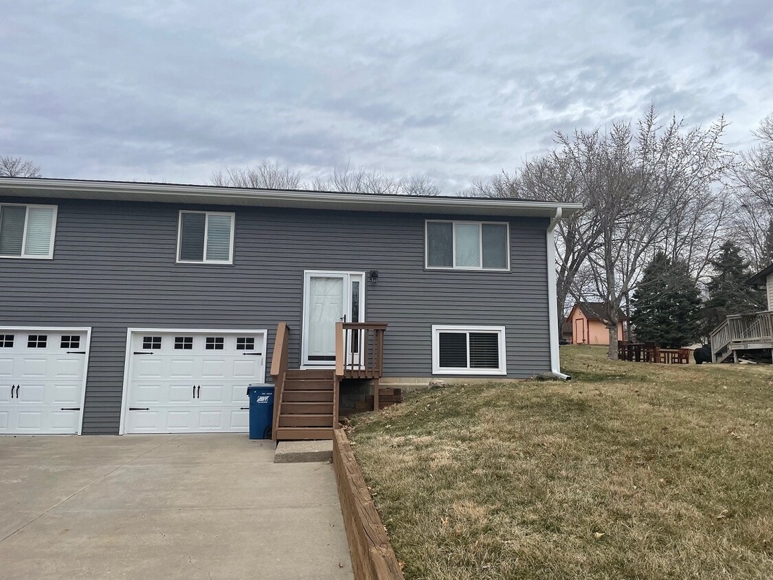 11726 54th St NE, Albertville, MN 55301 Townhome Rentals in