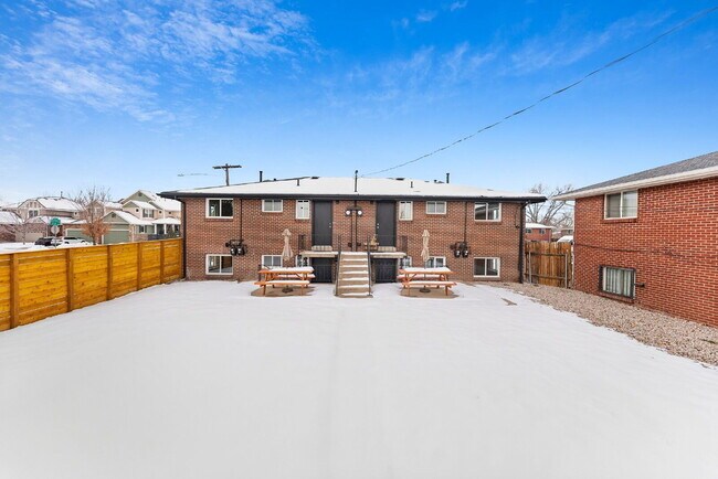 Foto del edificio - 1100 Rosemary St