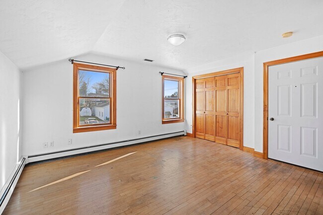 Building Photo - 119 N. Wisconsin Street
