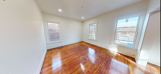 Living Area - 736 Main St Apartments