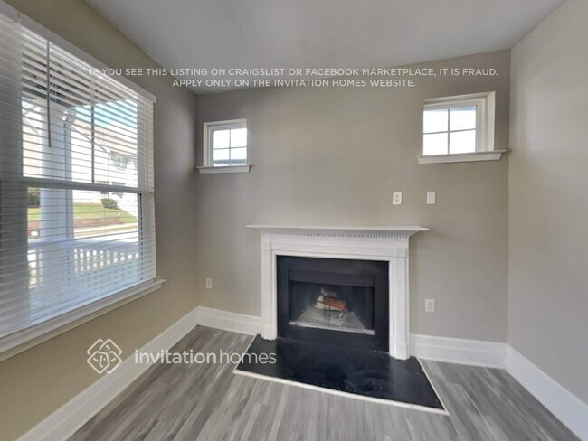 Foto del edificio - 1808 Laurel Green Way