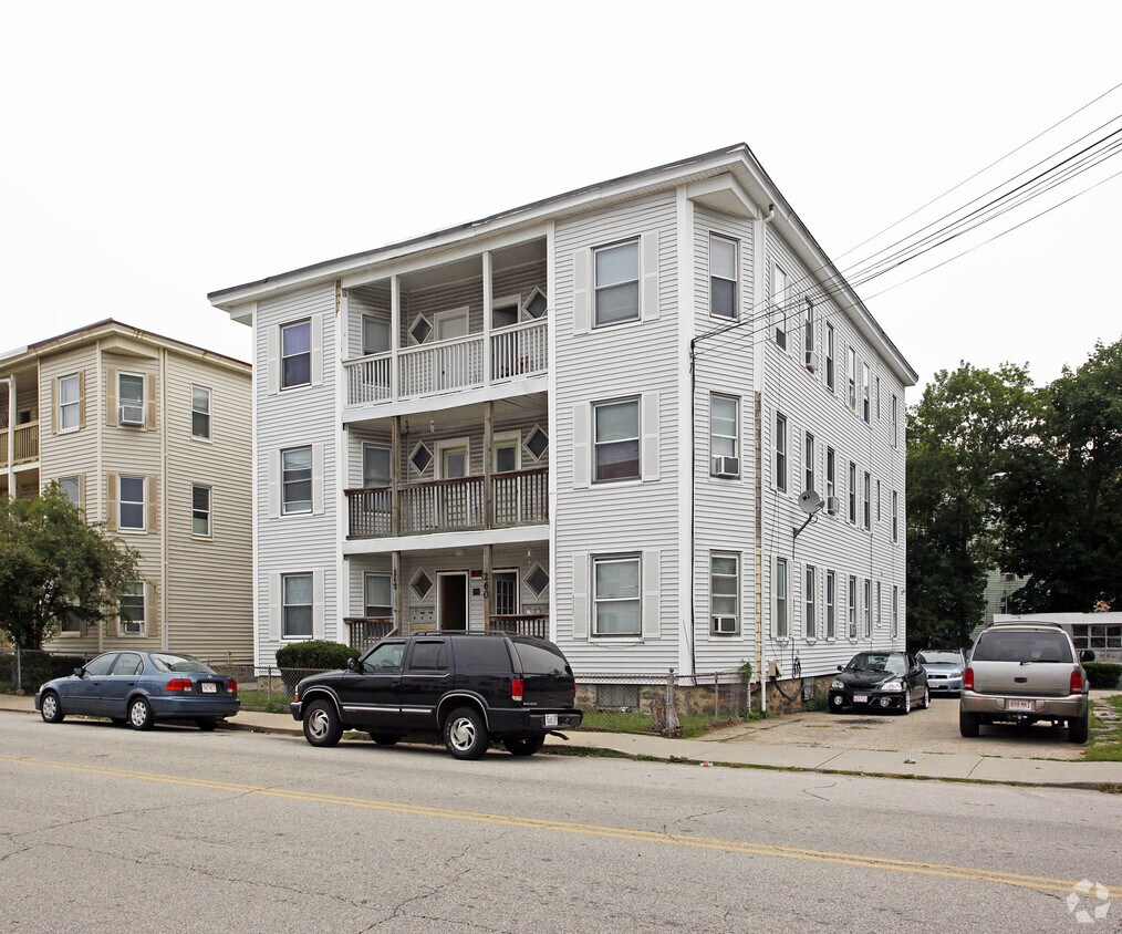 Primary Photo - 260-262 Mechanic St