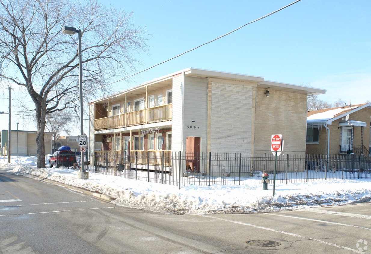 Primary Photo - 3002 Houston Dr