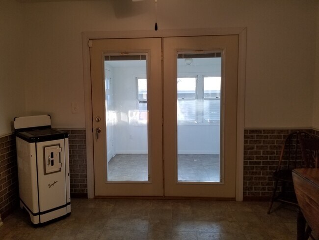Foto del edificio - 118 Chanticleer Ln NE