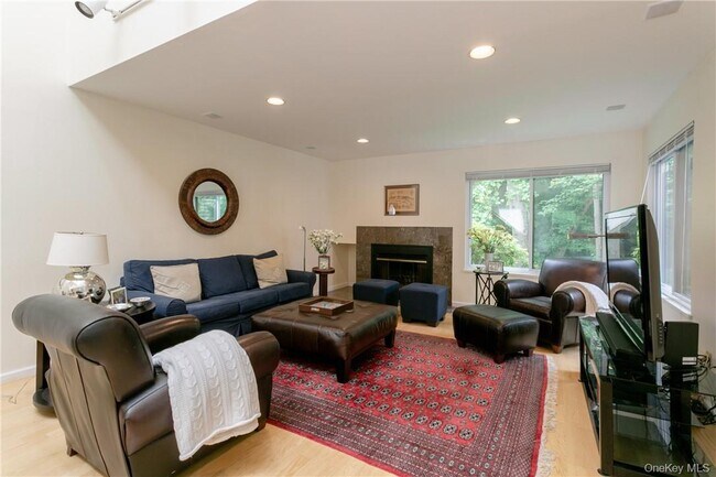 Foto del edificio - 118 Stone Bridge Square