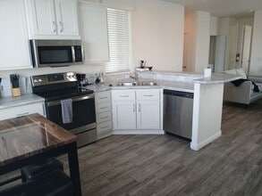 Building Photo - 2206 S Ellsworth Rd