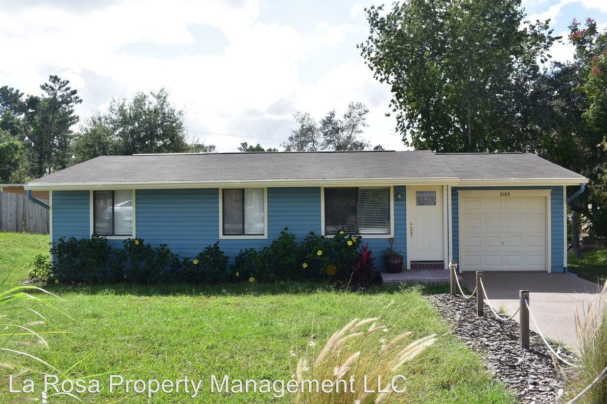 Foto principal - 3 br, 2 bath House - 2183 LIGHTFOOT ST.