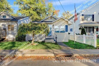 Building Photo - 34 Shoreland Terrace
