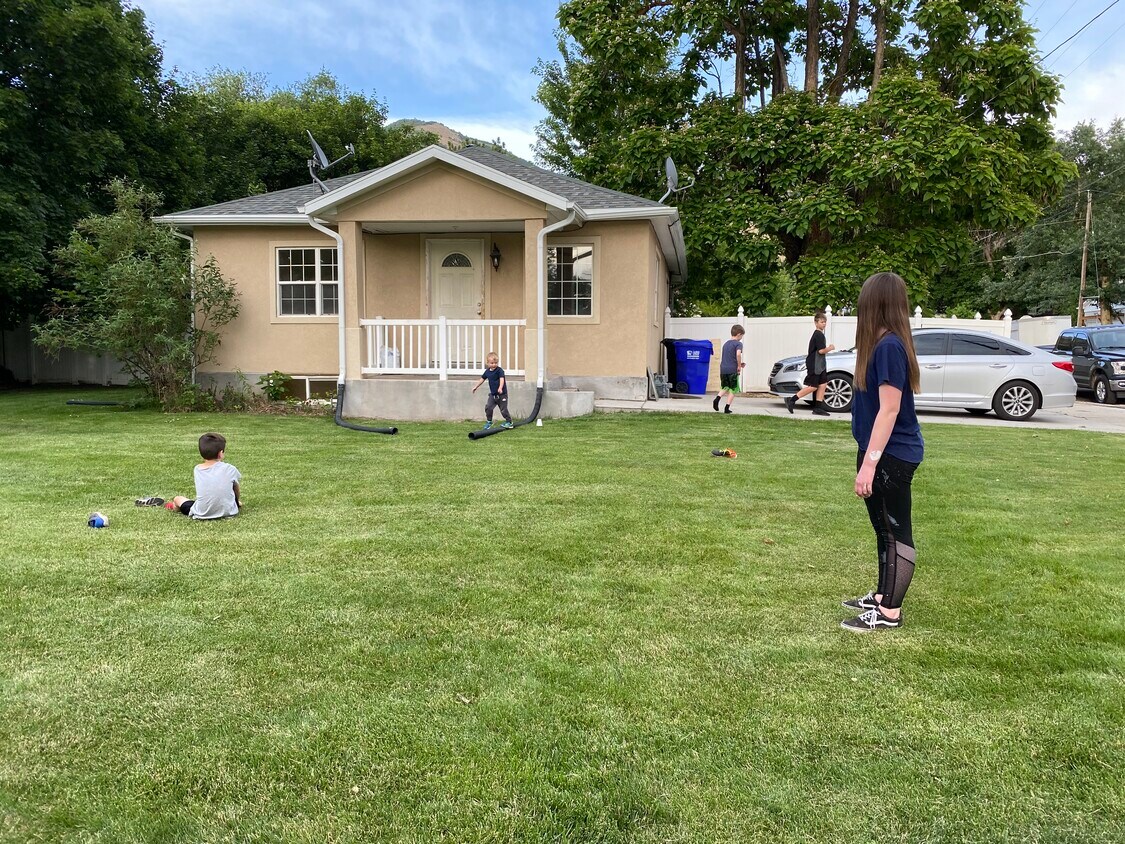 179 South 100 East, Centerville, UT 84014 House Rental in Centerville