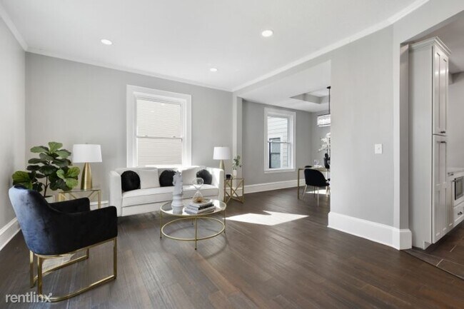 Foto del edificio - 4 br, 3 bath House - 3240 Holmes Ave S