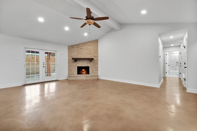 Building Photo - Beautiful Home in San Antonio's NW availab...