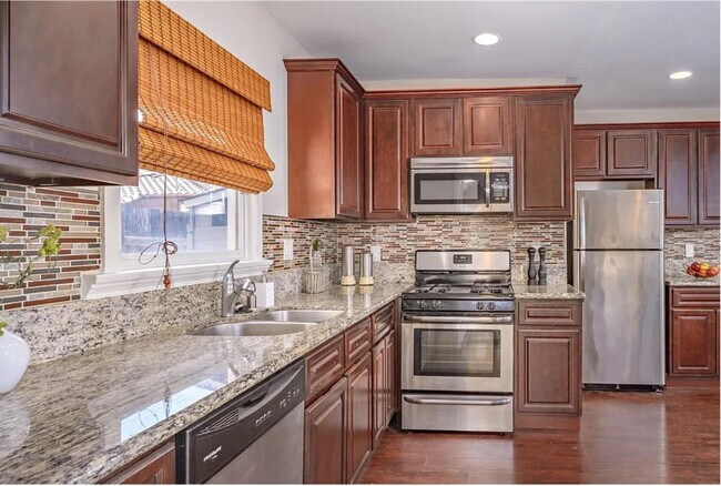 Foto del edificio - 3574 Meade Ave