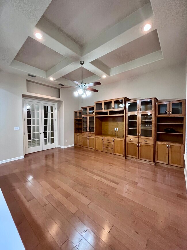 Sala de estar - 2418 Norma Dr