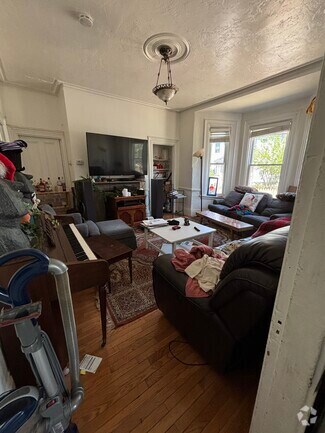 Building Photo - 53 Allston St