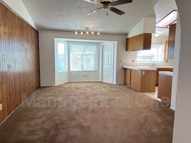 Building Photo - 22385 Sheffield Dr