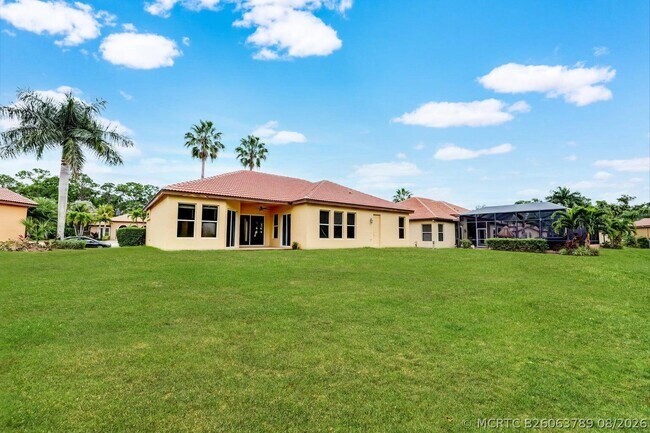Foto del edificio - 833 SW Vineland Ct