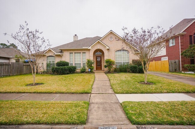 Foto del edificio - 9914 Clear Meadow Ln