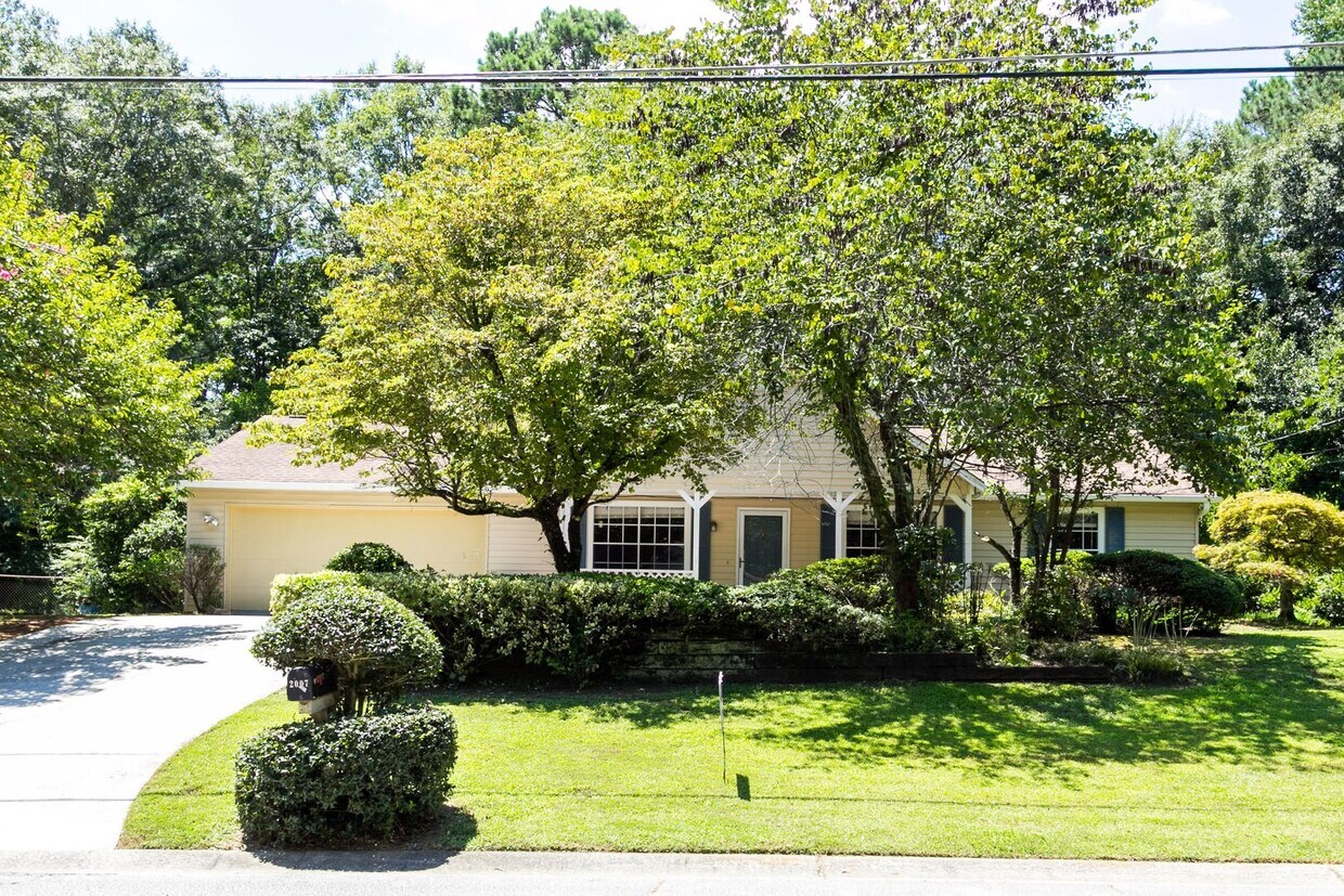 Primary Photo - COMING SOON - 3 Bedroom 2 Bathroom Ranch