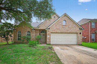 Building Photo - 15411 Redbud Dale Ct